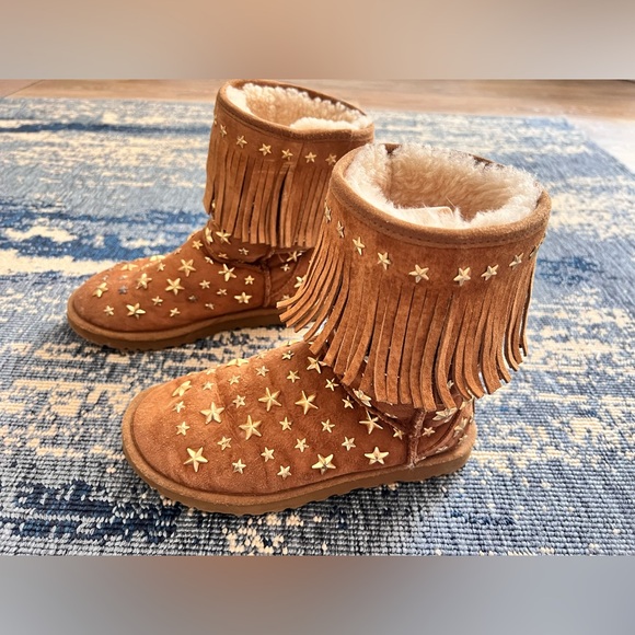 UGG and JIMMY CHOO Collaboration Tan Fringe Star Boots - Picture 1 of 6